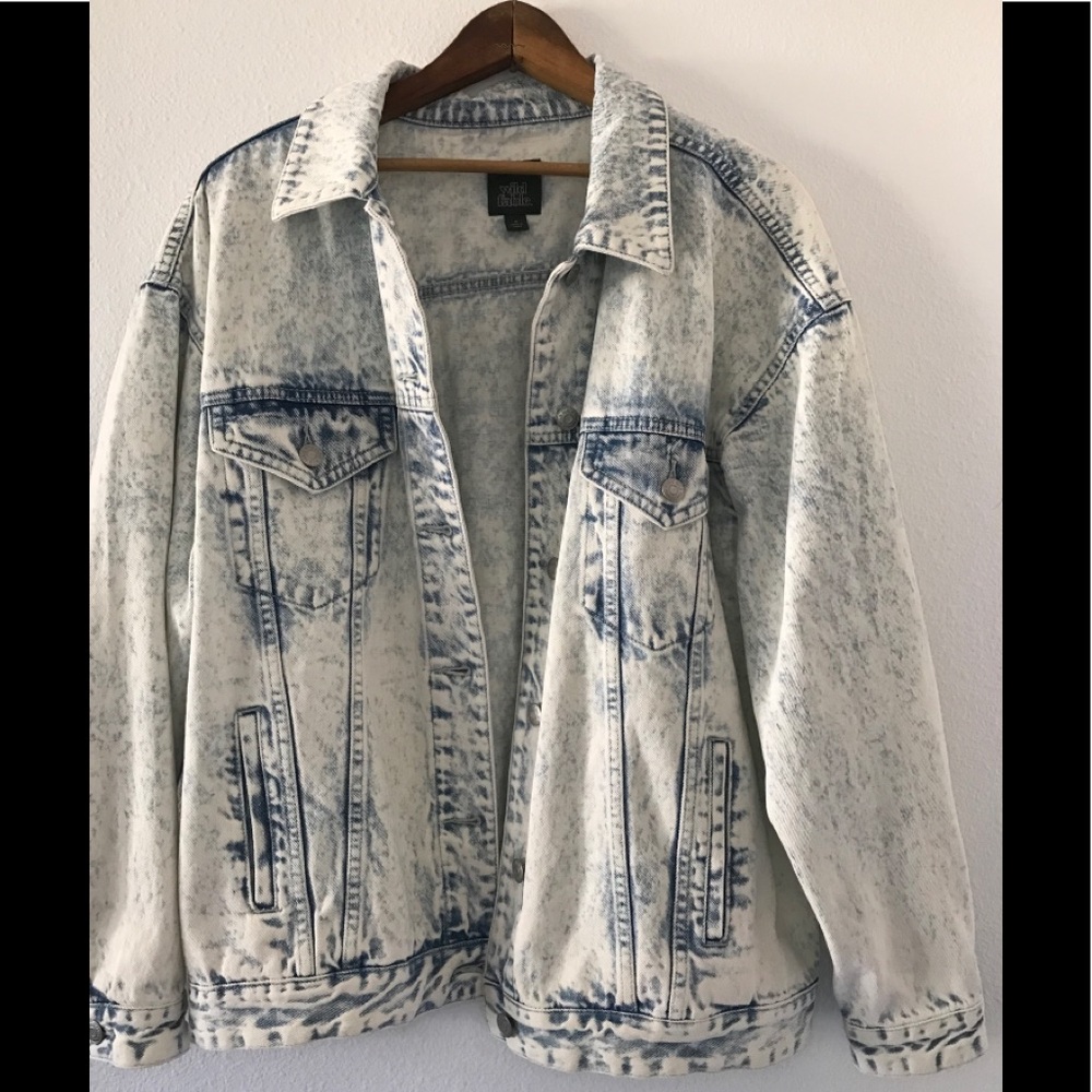 NWOT WILD FABLE Acid Wash Over-Sized Denim Jacket